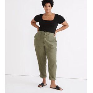 Madewell Curvy Griff High-Waist Tapered Fatigue Pants